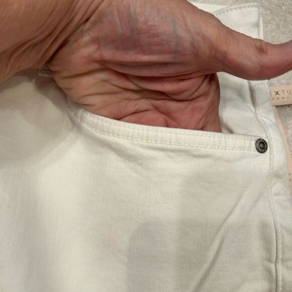 NYDJ Slim White Jeans - Picture 3 of 7